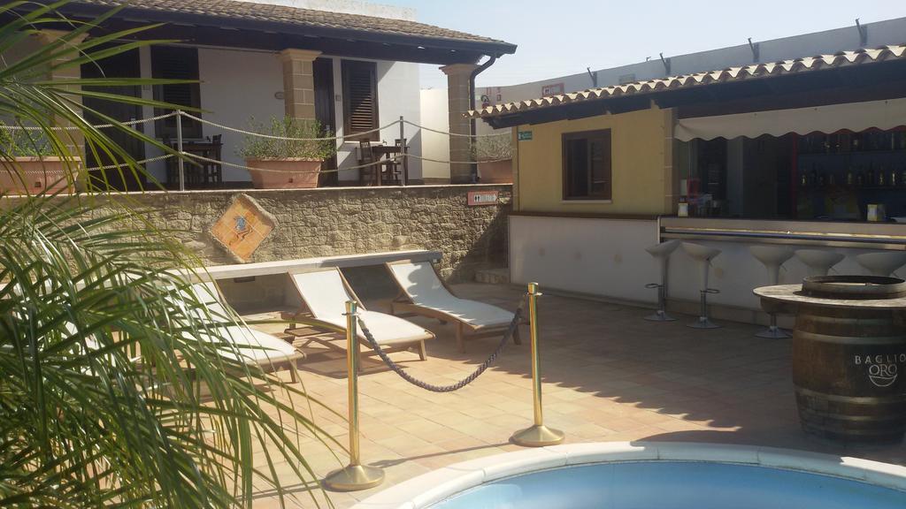Villa Carlo Resort Марсала Екстериор снимка