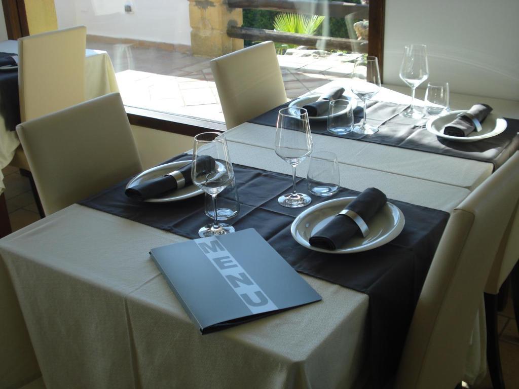 Villa Carlo Resort Марсала Екстериор снимка