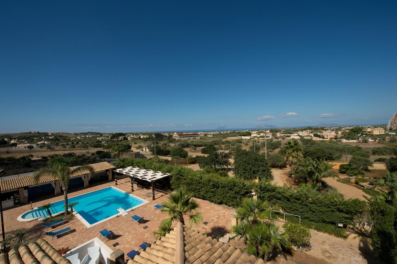 Villa Carlo Resort Марсала Екстериор снимка